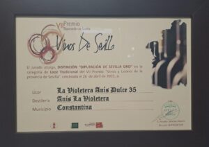 , An&iacute;s La Violetera: tradici&oacute;n premiada en cert&aacute;menes nacionales e internacionales