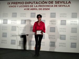 , An&iacute;s La Violetera: tradici&oacute;n premiada en cert&aacute;menes nacionales e internacionales